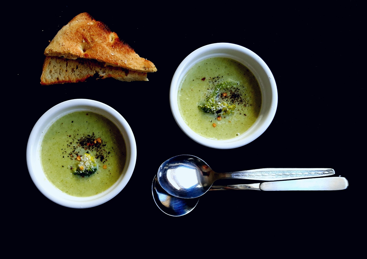 Supă cremă de broccoli - hrană verde pentru suflet :)