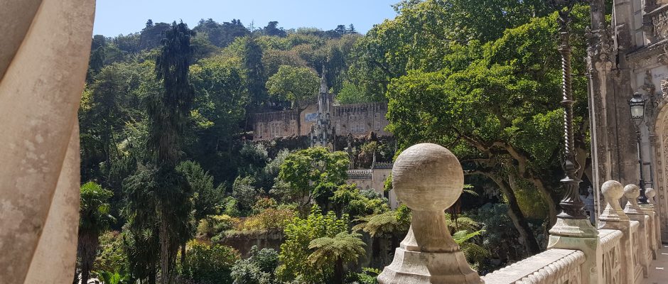 Sintra (Portugalia). Magia s-a născut la Quinta da Regaleira